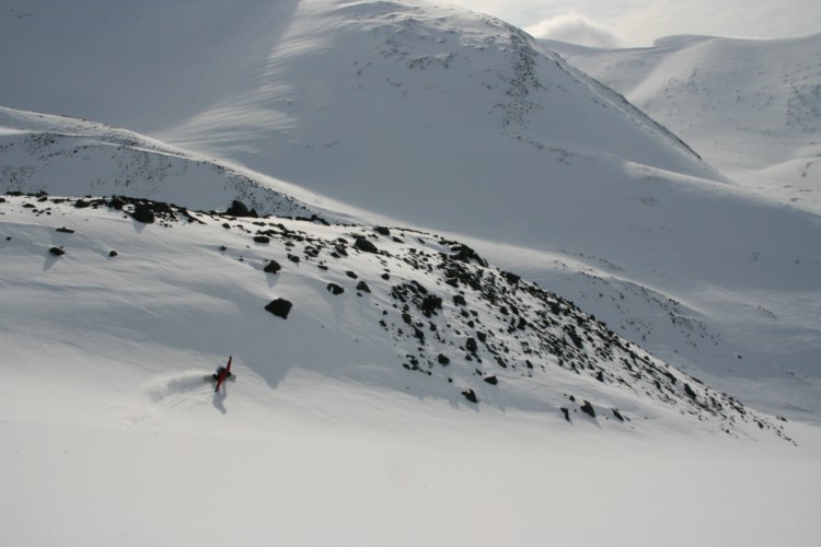  Snowboard and heliski riksgränsen, April 8th 2009. Photo: Andreas Bengtsson