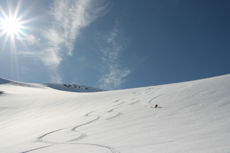 Heliski Riksgränsen May 15, 2009. Photo: Andreas Bengtsson