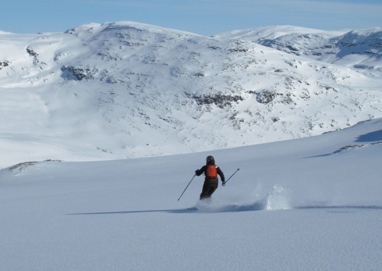 Powder turns towards Gorsacohkka, 31st March 2010 Photo: Lisa Auer