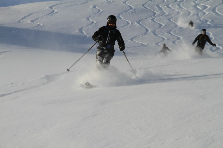 Heliskiing Nordschweden, Powder, Photo: Andreas Bengtsson